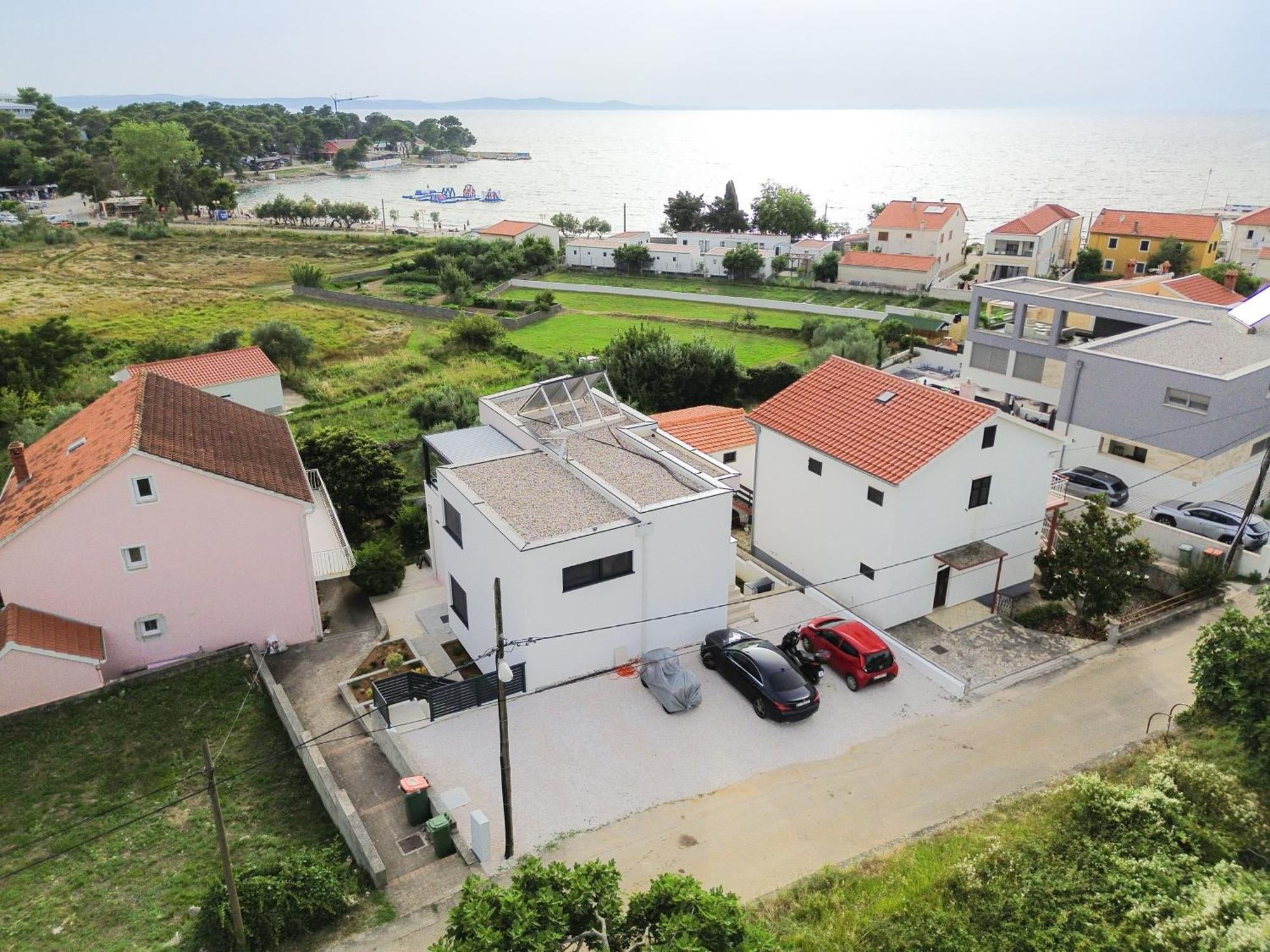 Luxury Apartments Vista Петрчане Экстерьер фото