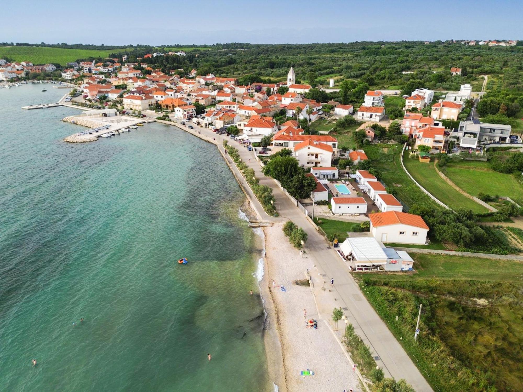 Luxury Apartments Vista Петрчане Экстерьер фото